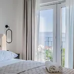 House Vista