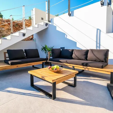 House Vista