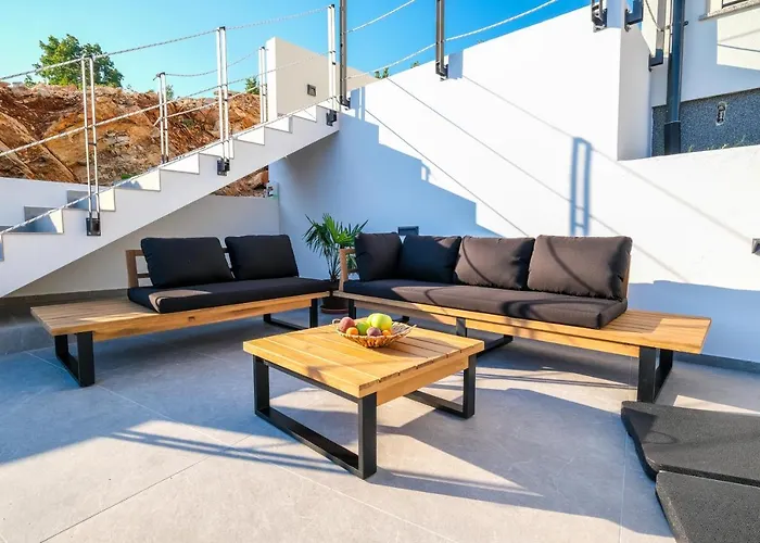 House Vista